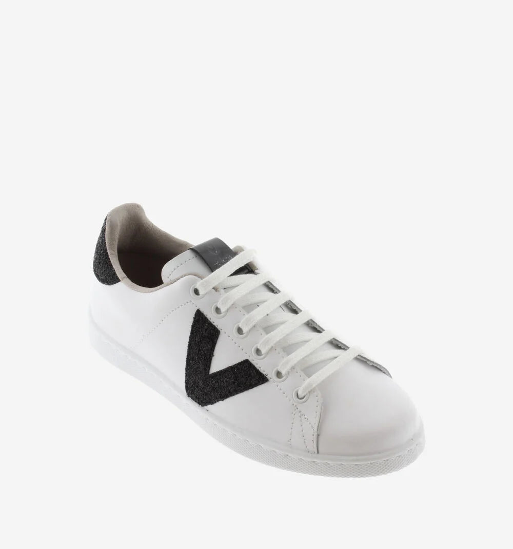 Tenis negro 1125188