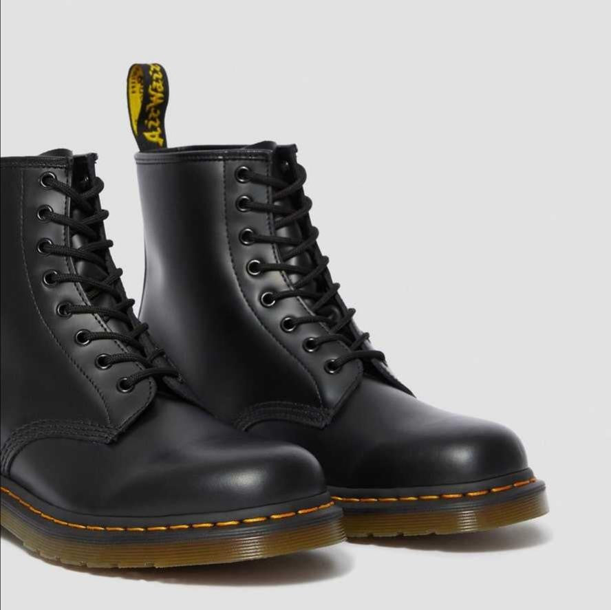 1460 smooth black